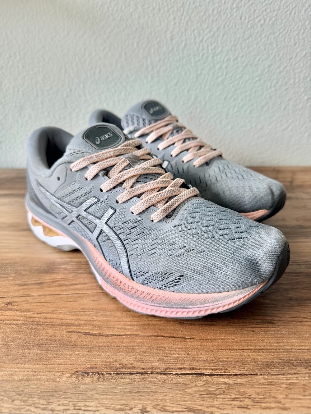 ASICS GEL-Kayano 27 Women’s Gray Pink Stability Running Shoes (Size 8)